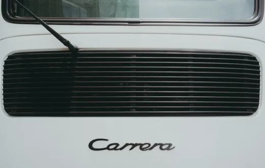 Menguras air radiator mobil dengan mudah dan aman