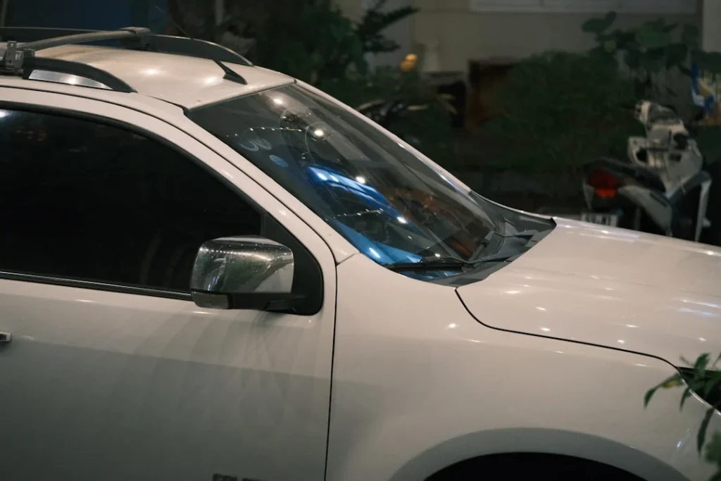 Kaca film mobil yang adem tapi tidak gelap dari dalam