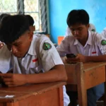 Ban mobil mengkilap setelah cara mengkilapkan ban mobil